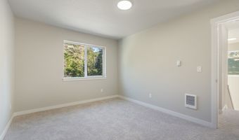 319 S NEPTUNE St, Rockaway Beach, OR 97136