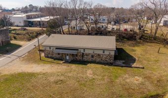 105 Couch St, Alton, MO 65606