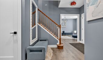 1920 Jester Ln, Algonquin, IL 60102