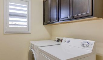 1704 W Pelican Dr, Chandler, AZ 85286