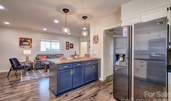 27 Apple Orchard Ln, Lake Wylie, SC 29710