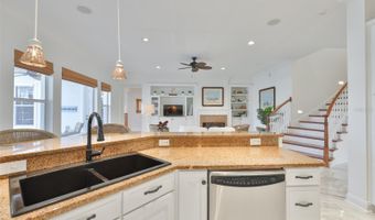 5318 LOON NEST Ct, Apollo Beach, FL 33572