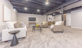 2971 Daleview Dr, Ann Arbor, MI 48105