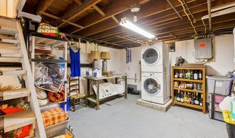 24 Sawyer Pl, Albany, NY 12208