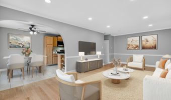 2616 N Windsor Dr 102, Arlington Heights, IL 60004