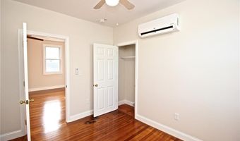 668 Thames St 2, Newport, RI 02840