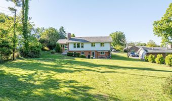190 Crestview Dr, Abingdon, VA 24210