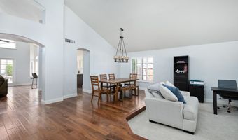 1660 W HONEYSUCKLE Ln, Chandler, AZ 85248