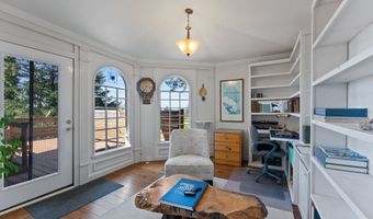 15870 PELICAN BAY Dr, Brookings, OR 97415
