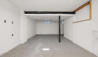 14861 Russell Ave, Allen Park, MI 48101