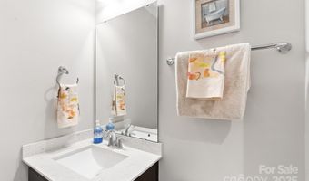 11216 Preservation Ln, Charlotte, NC 28278