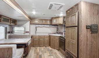 422 Mcduff Dr, Alford, FL 32420