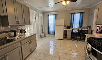 592 Laurel Ave 2Nd Floor, Bridgeport, CT 06605