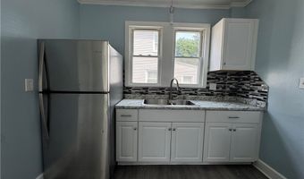 157 Henry St, Akron, OH 44305