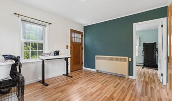 345 W Auburn Rd, Auburn, ME 04210