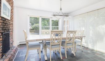 54 CLIFF Rd, Amagansett, NY 11930