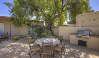 1049 N BOULDER Dr, Carefree, AZ 85377