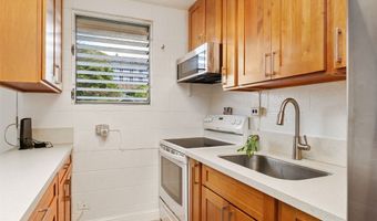 1430 Lusitana St 303, Honolulu, HI 96813