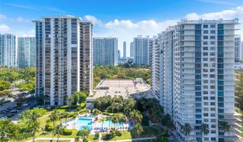 18151 NE 31st Ct PH205, Aventura, FL 33160