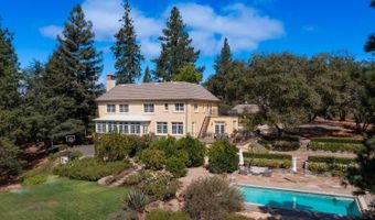 335 Pine Breeze Dr, Angwin, CA 94508