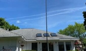 48 13th St, Bangor, ME 04401