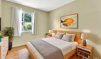 22 Berkshire St, Avenel, NJ 07001