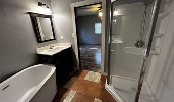 521 W First St, Beaver, OK 73932