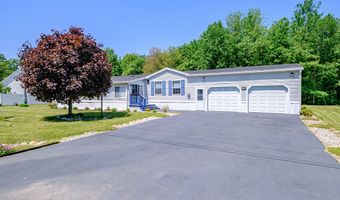 2 Windsor Dr, Alfred, ME 04002