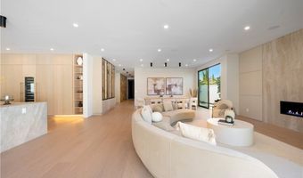 16728 Morrison St, Encino, CA 91436