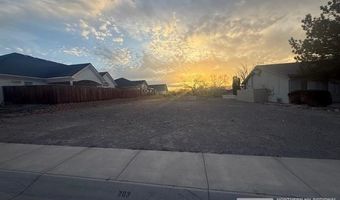203 Mary Lou Ln, Fernley, NV 89408