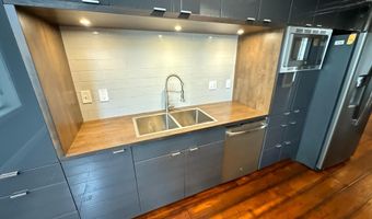 1143 HULL St, Baltimore, MD 21230