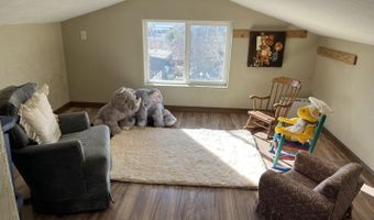 893 Foothill Dr, Apple Valley, UT 84737