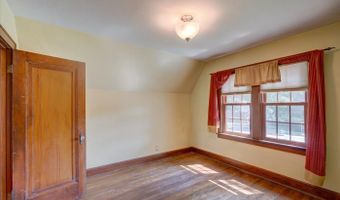418 N Sherman Ave, Madison, WI 53704