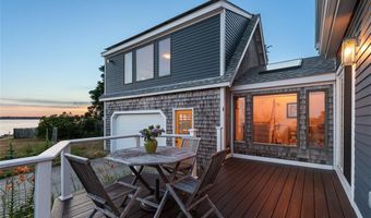 10 Blanding Ave, Barrington, RI 02806