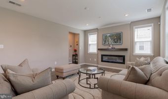 12610 ROSENCRANS Dr, Hagerstown, MD 21740