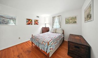 10 CAREY, Ambler, PA 19002