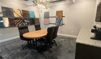 2686 S Pike Ave, Allentown, PA 18103