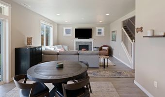 61364 SE Matthew St, Bend, OR 97702