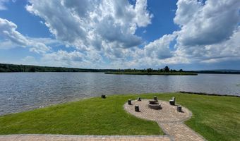 96 Longfellow Cir, Albrightsville, PA 18210