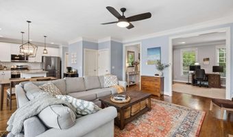 963 Westmoreland Cir NW, Atlanta, GA 30318