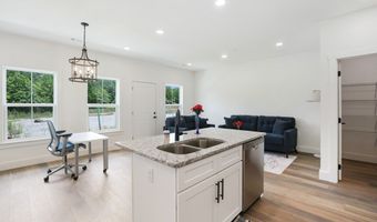 336 Legends Cir, Baxter, TN 38544