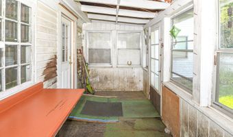 518 Bridgton Rd, Sweden, ME 04040