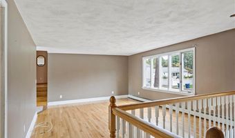 2 Huckleberry Rd, Coventry, RI 02816