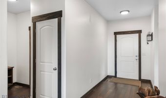 401 13th St, Belgrade, MT 59714