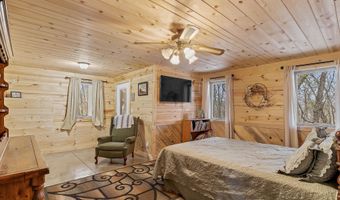 4978 S 11th Rd, Aldrich, MO 65601