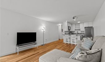 401 Bellevue Ave 214, Newport, RI 02840