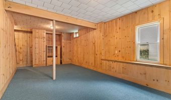 111 White Pkwy, North Smithfield, RI 02896