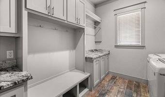 4414 S 87th Pl, Bentonville, AR 72713
