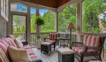 76 Edgelawn Rd, Asheville, NC 28804