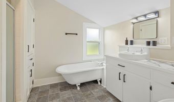 219 Clara St, Jennings, LA 70546